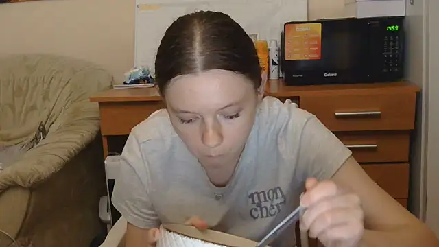 Snapshot of JessicaHolland1 chatting on July 12, 6:43 pm JessicaHolland1 online show from July 12, 6:43 pm