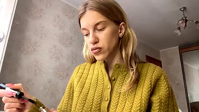 CuriousMildness online show from April 12, 3:06 pm