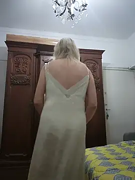 MatureElegantWidow online show from June 27, 12:48 am