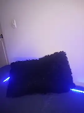 Mia Flamee online show from April 14, 11:05 am