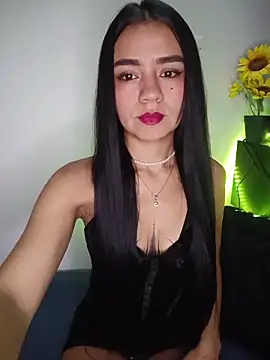 Mia Flamee online show from April 14, 11:33 pm