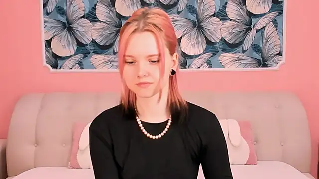 Lina Veyra online show from April 10, 1:38 pm