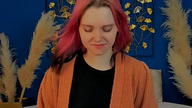 Lina Veyra online show from April 25, 1:41 pm