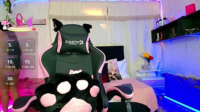 molly bick online show from April 8, 1:33 pm