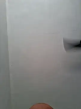 Snapshot of julenvcia chatting on August 2, 6:28 pm julenvcia online show from August 2, 6:28 pm