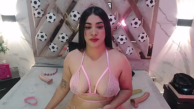 giselslut   online show from July 19, 7:06 pm