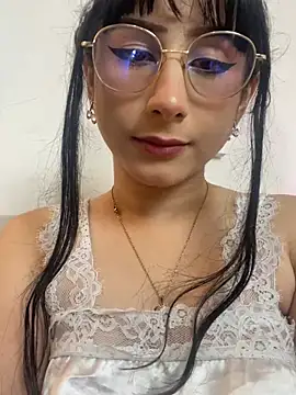 Miaa HarperX  online show from April 6, 10:44 pm