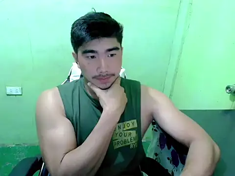Snapshot of Hunkfireman chatting on July 15, 11:43 pm Hunkfireman online show from July 15, 11:43 pm