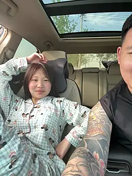 L7D8521 online show from April 12, 8:19 am