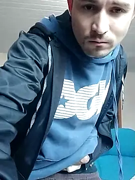 Joelcio19cm online show from June 1, 7:59 pm