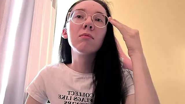 Aria Mur  online show from April 15, 2:29 am