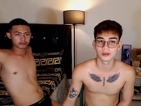 Xasianhotguy online show from April 4, 7:28 am