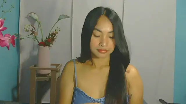 CherlynRuffino online show from April 13, 1:22 am