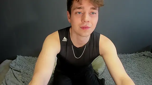 zeriax online show from April 9, 1:38 am