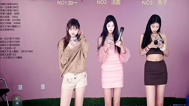 A-lucky02 online show from May 12, 1:19 pm
