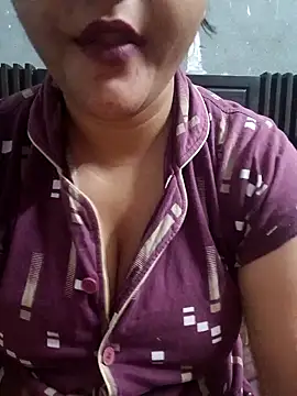 Riyashrma001 online show from April 6, 2:09 am