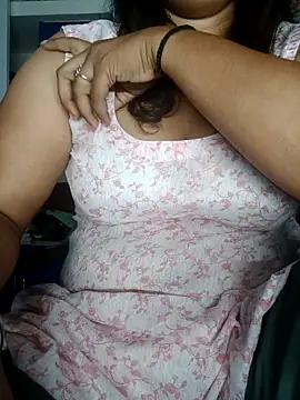 Riyashrma001 online show from April 10, 9:14 am