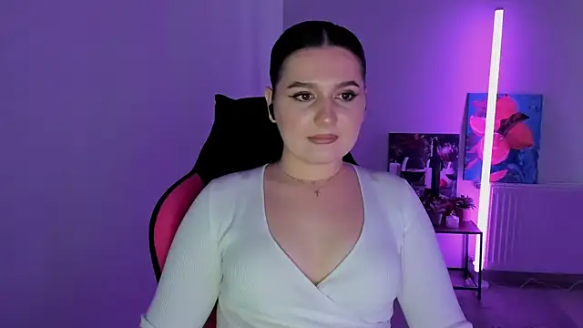 SourCherry   online show from April 7, 1:22 pm