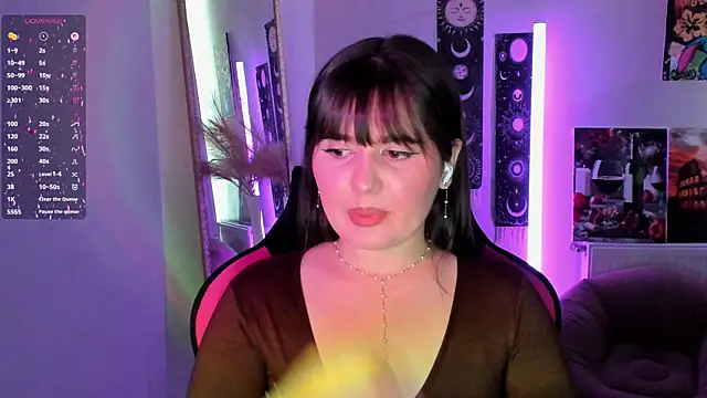 SourCherry   online show from June 13, 9:51 am
