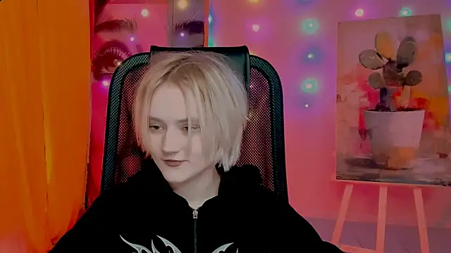 MicheleMarsh online show from April 14, 1:17 pm