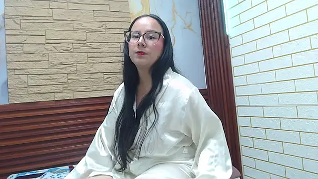 malory black online show from April 6, 7:26 pm