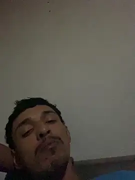 casalcapixaba28 online show from April 12, 3:22 am