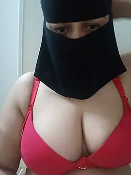 Snapshot of Amira_Egypt chatting on July 10, 9:06 pm Amira Egypt online show from July 10, 9:06 pm