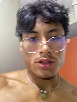 cachero0224 online show from April 11, 1:21 am