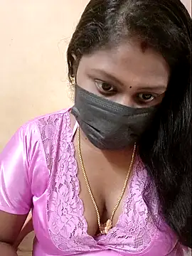 Romantic Woman online show from April 13, 6:13 pm