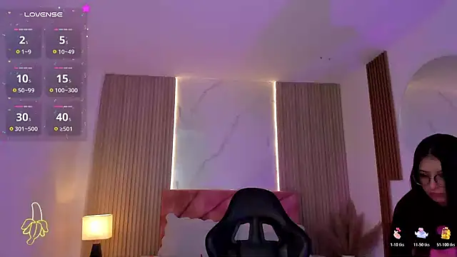 clairemillerx online show from April 21, 1:42 am