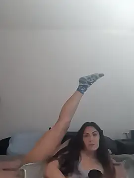 alwayswettt online show from April 12, 1:38 pm