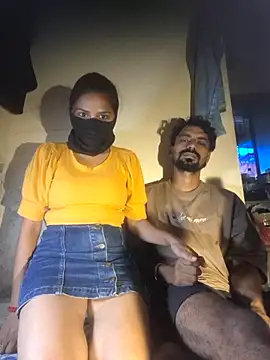 Snapshot of sweet_lizza01 chatting on August 5, 7:11 am sweet lizza01 online show from August 5, 7:11 am