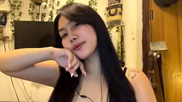 GlindaDejardin online show from April 12, 5:07 pm