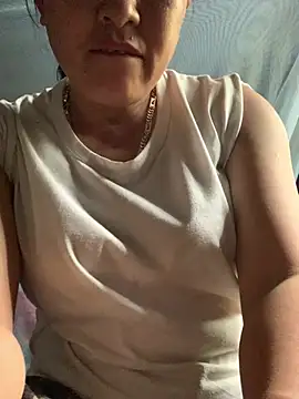 candy-beo online show from April 14, 5:35 am