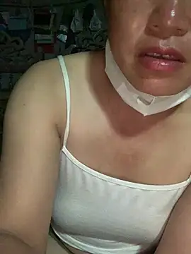 Snapshot of candy-beo chatting on July 15, 7:30 pm candy-beo online show from July 15, 7:30 pm