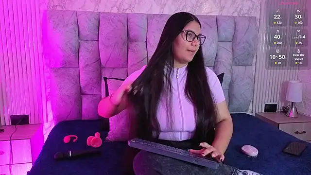 AmeliaCastell online show from April 12, 3:17 pm