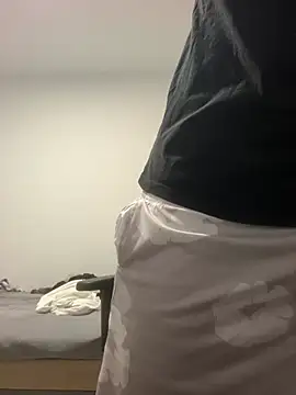 YorSexboy777 online show from April 10, 8:57 pm