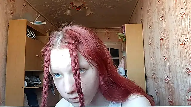 BirgitKamal online show from April 13, 11:16 am