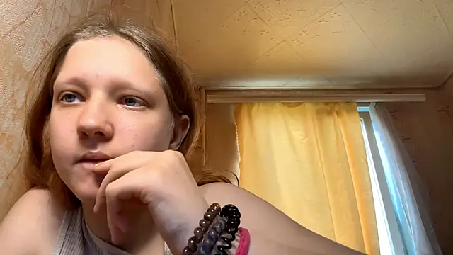 Snapshot of BirgitKamal chatting on July 12, 12:18 pm BirgitKamal online show from July 12, 12:18 pm
