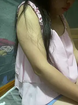   Amanda   online show from April 15, 10:43 pm