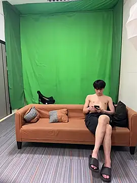 wxh8866 online show from April 7, 8:48 am