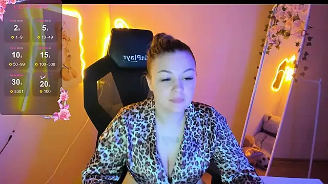 AmeliePeach online show from April 9, 6:24 pm