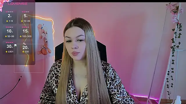 Snapshot of AmeliePeach chatting on April 23, 10:58 am AmeliePeach online show from April 23, 10:58 am