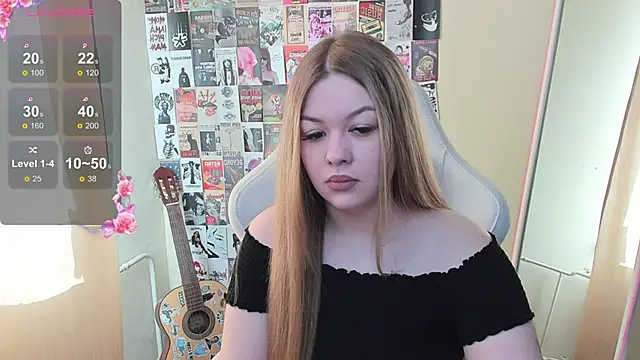 Snapshot of AmeliePeach chatting on May 5, 1:35 am AmeliePeach online show from May 5, 1:35 am