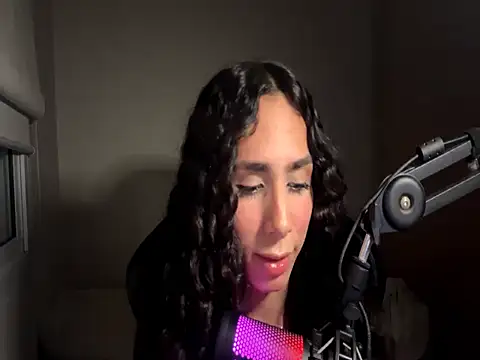 TakakoAthan online show from April 9, 11:54 pm