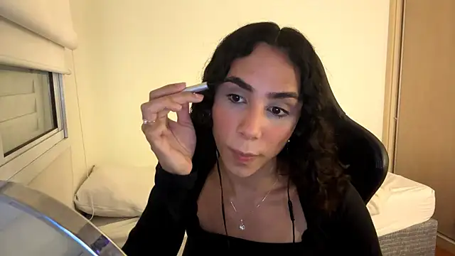 TakakoAthan online show from April 16, 11:07 pm