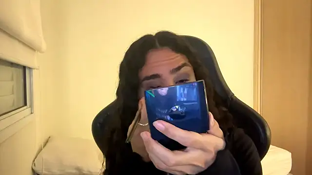 TakakoAthan online show from April 17, 11:08 pm