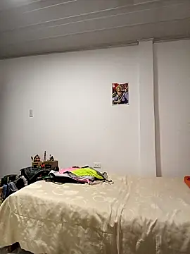 Leticia Hinkley  online show from April 11, 11:36 am