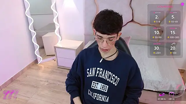 kaii tay1 online show from April 12, 11:26 am