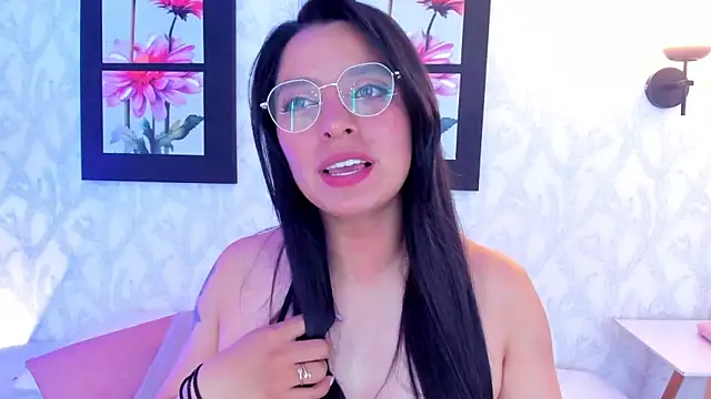 Madhy Rouse online show from April 14, 11:11 pm